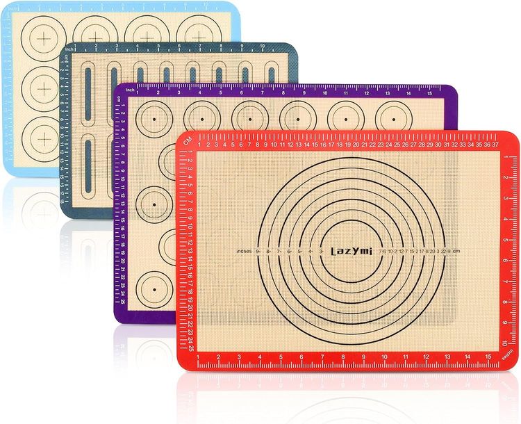 Lot de 4 Tapis de Cuisson en Silicone, Anti-Adhérent Feuille de Cuisson Patisserie avec Mesures, Tapis de Four pour Macaron/Biscuit/Pâte, Set de Table en Silicone, Réutilisable
